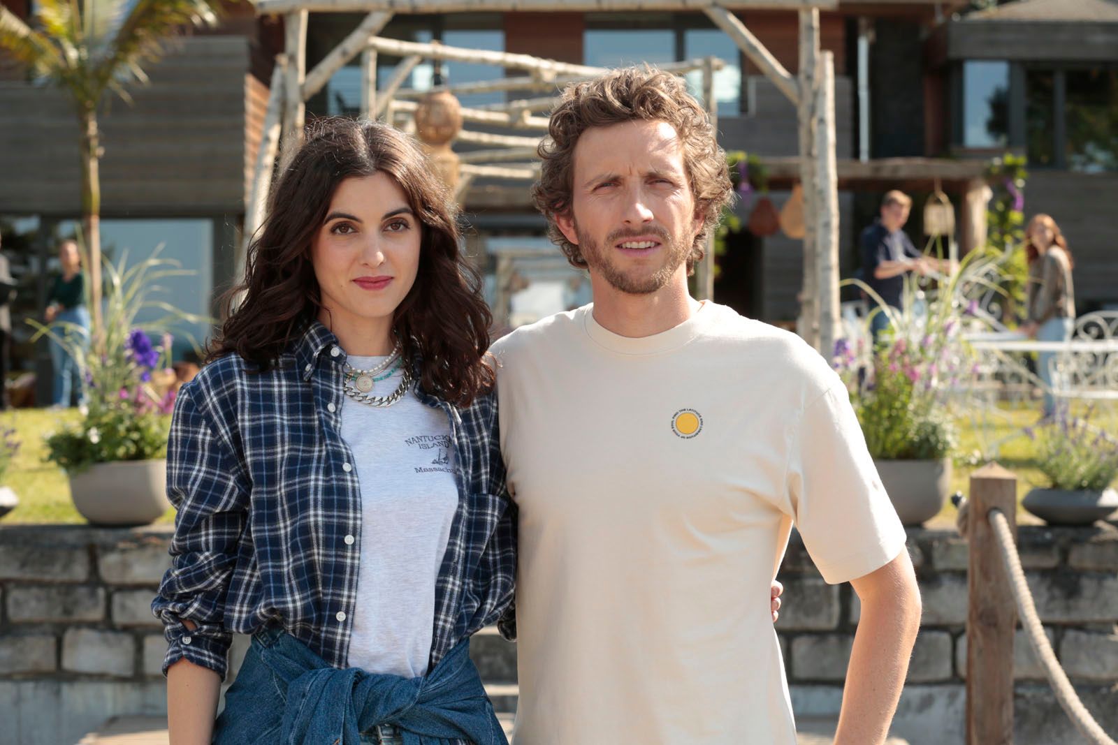 Casting à Lens et Valenciennes : Figurants supporters RC Lens de 16-80 ans pour un film avec Baptiste Lecaplain et José Garcia