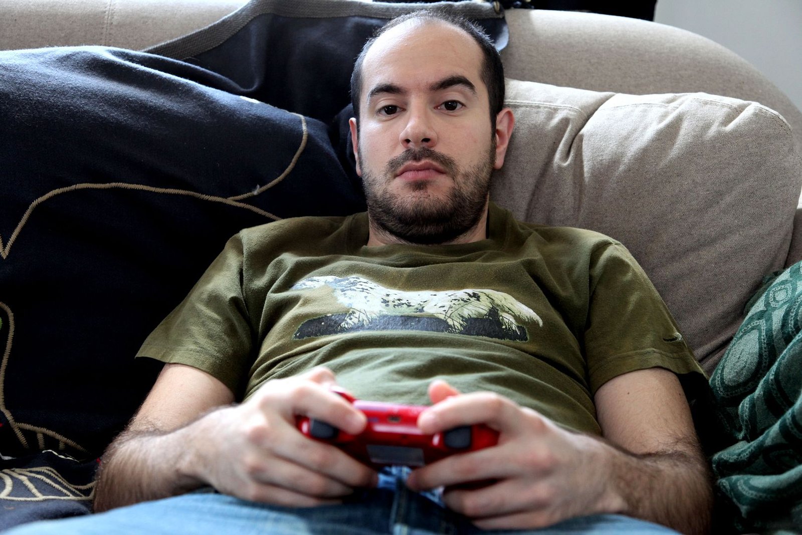 Casting à Strasbourg : Figurants de 16 ans à 90 ans pour le film Claude avec André Dussollier et Kyan Khojandi